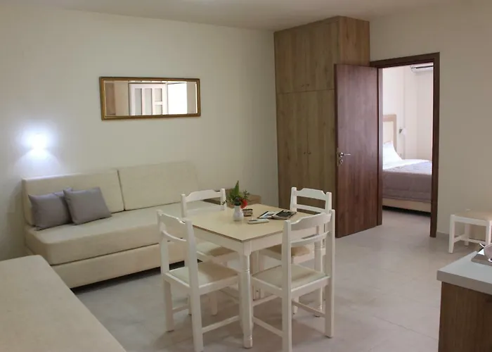 Kristi Aparthotel 4*