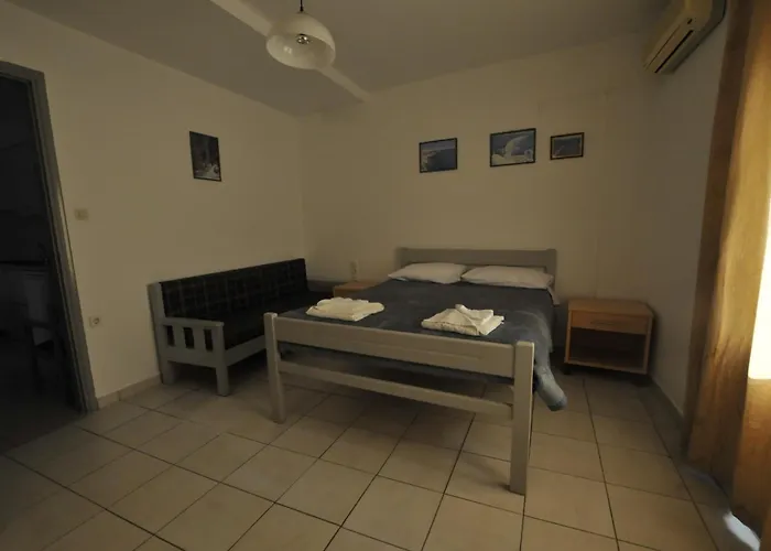 Kristi Hersonissos (Crete)