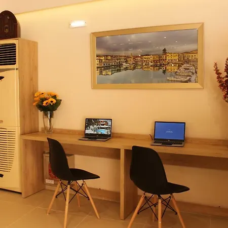 Kristi Apartmanhotel