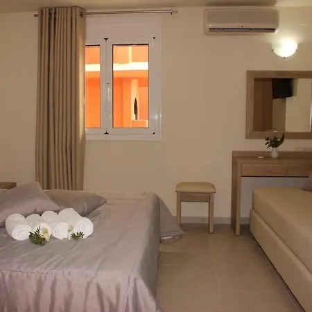 Kristi Apartmanhotel 4*