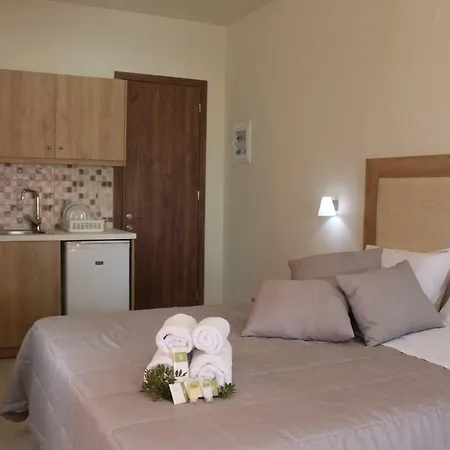 Kristi 아파트호텔 헐소니소스