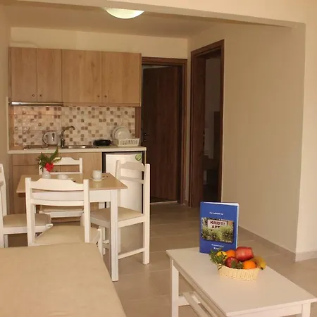 Kristi Apartmanhotel